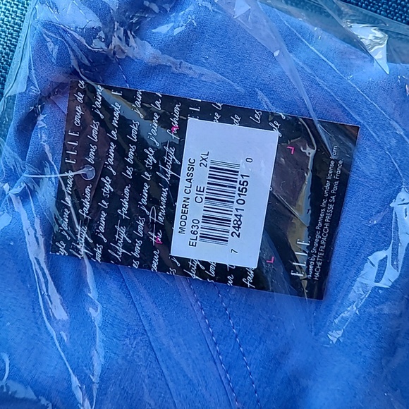 Scrub top - Picture 2 of 2